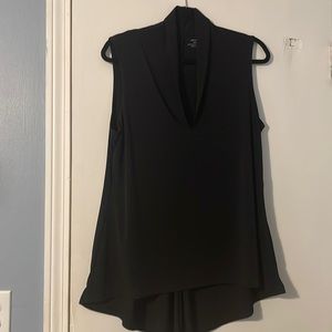 BNWOT Hi Low V neck Tank Blouse